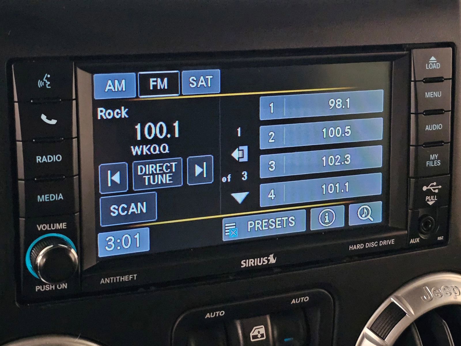 Used 2015 Jeep Wrangler Unlimited Sport image 21