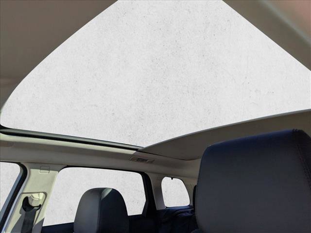 Used 2014 Land Rover Range Rover Evoque Pure Premium image 15