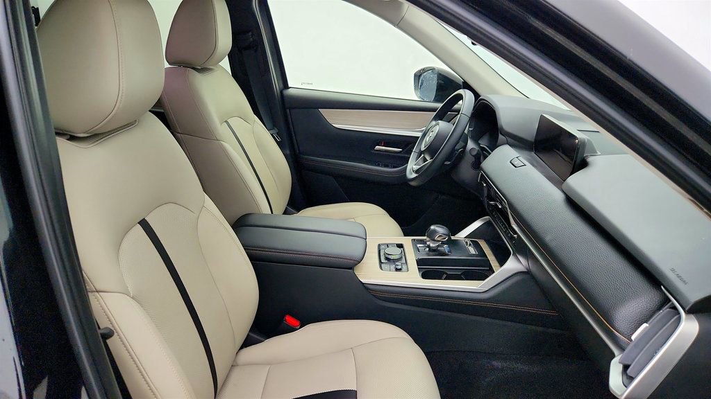 Used 2024 MAZDA CX-90 3.3 Turbo w/ Preferred Plus image 25