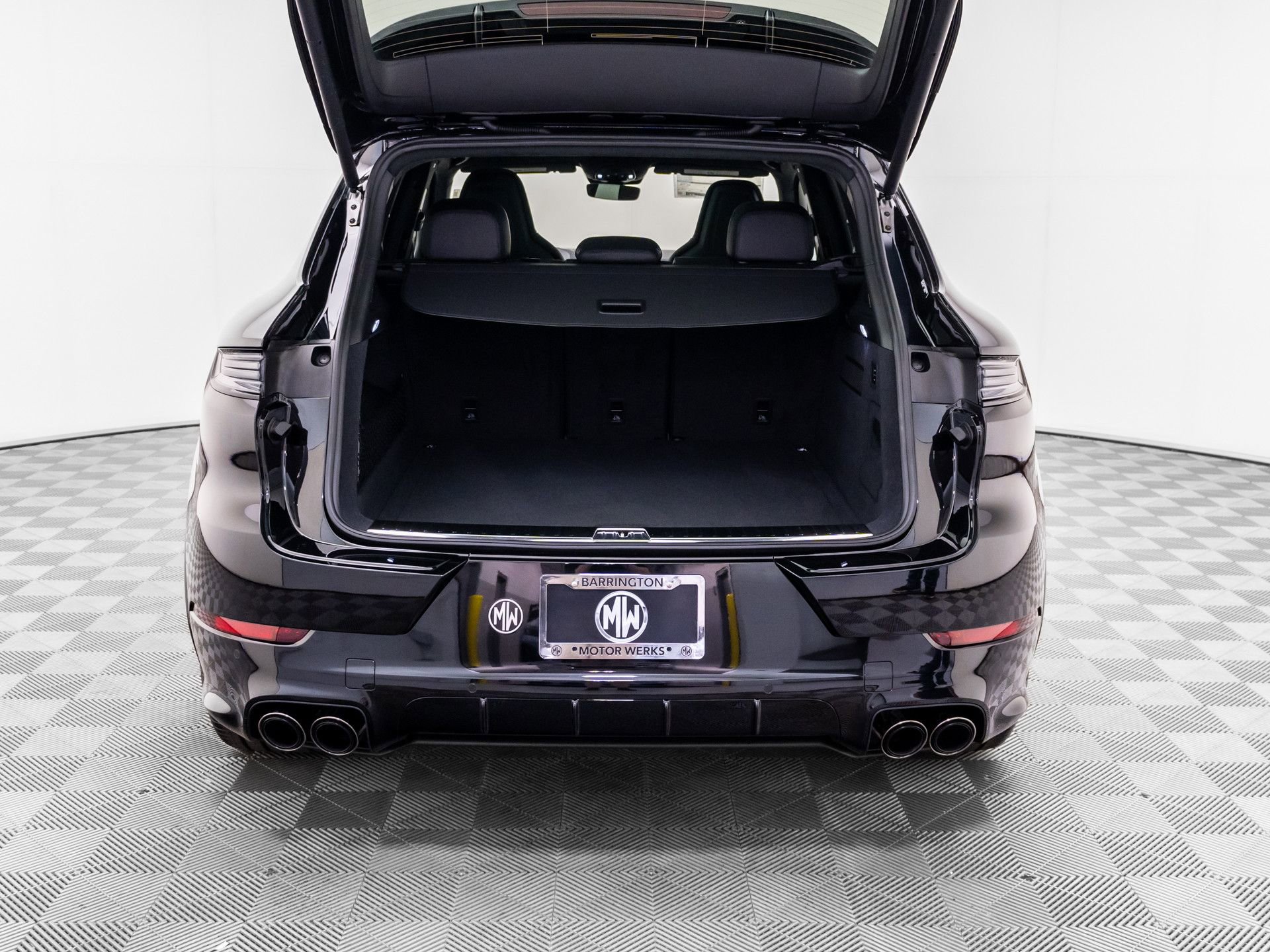 New 2026 Porsche Cayenne GTS AWD/4WD image 34