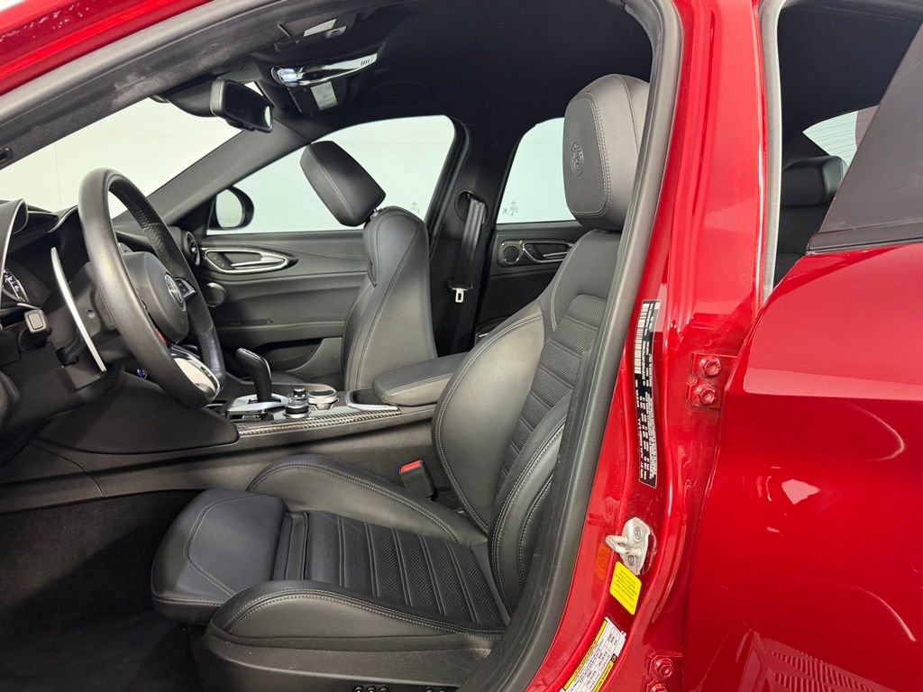 Used 2023 Alfa Romeo Giulia Quadrifoglio w/ Active Assist Plus Package image 25