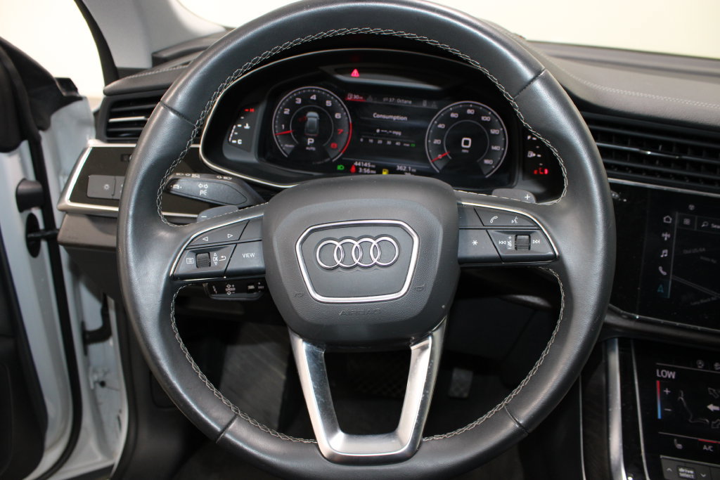 Used 2023 Audi Q8 Premium w/ Convenience Package AWD/4WD image 17