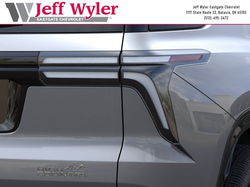 New 2026 Chevrolet Traverse High Country w/ LPO, Floor Liner Package FWD image 12