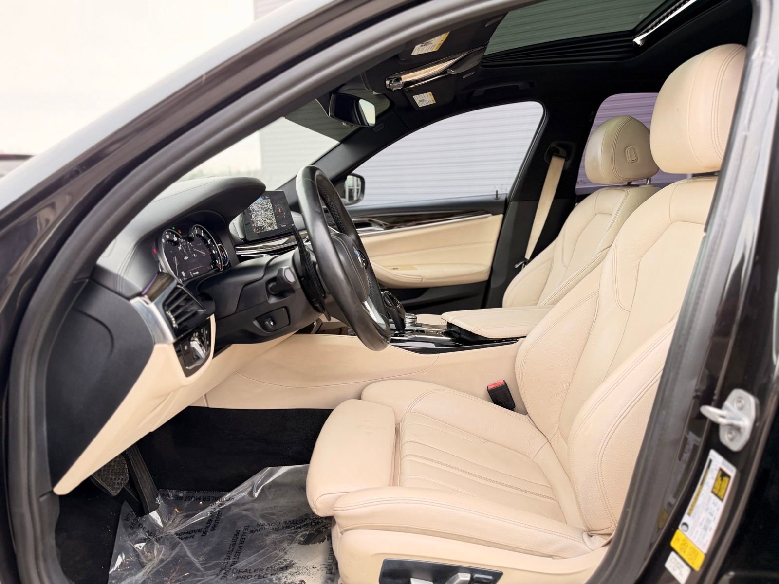 Used 2018 BMW 540i RWD image 19