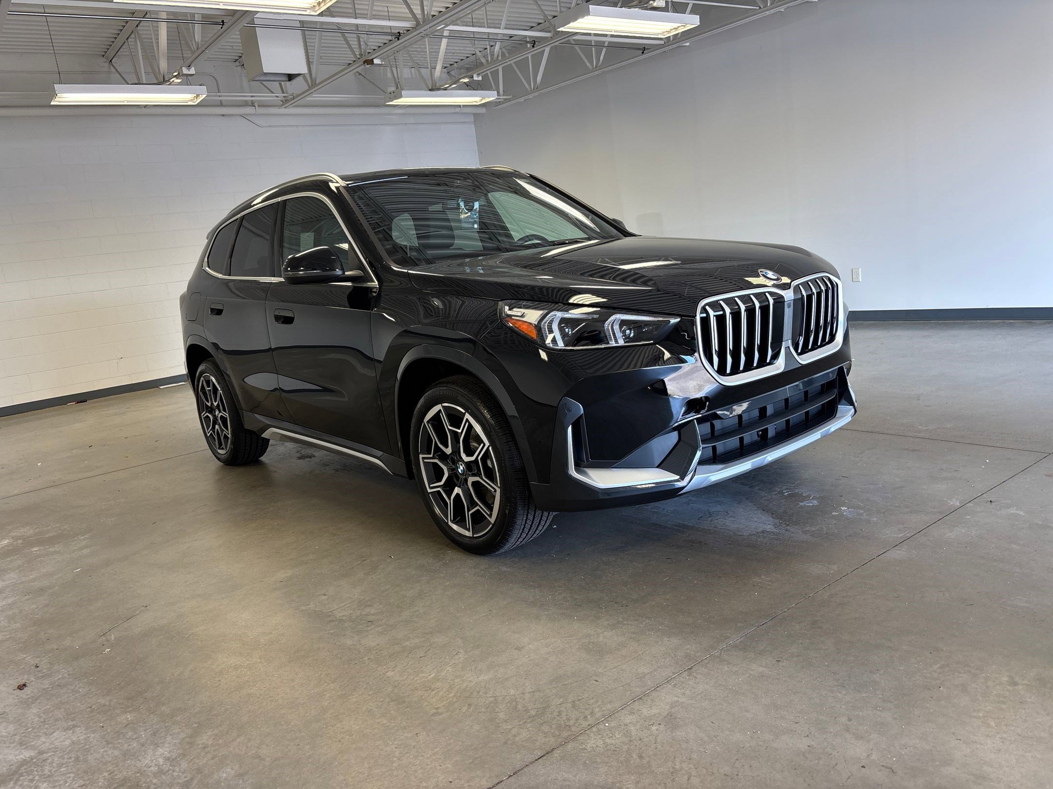Used 2026 BMW X1 xDrive28i w/ Convenience Package image 6