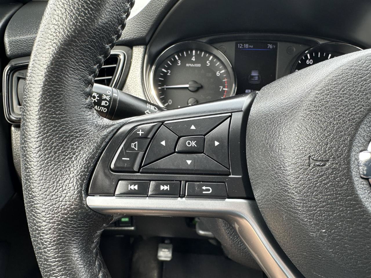 Used 2019 Nissan Rogue S w/ Special Edition Package AWD/4WD image 50