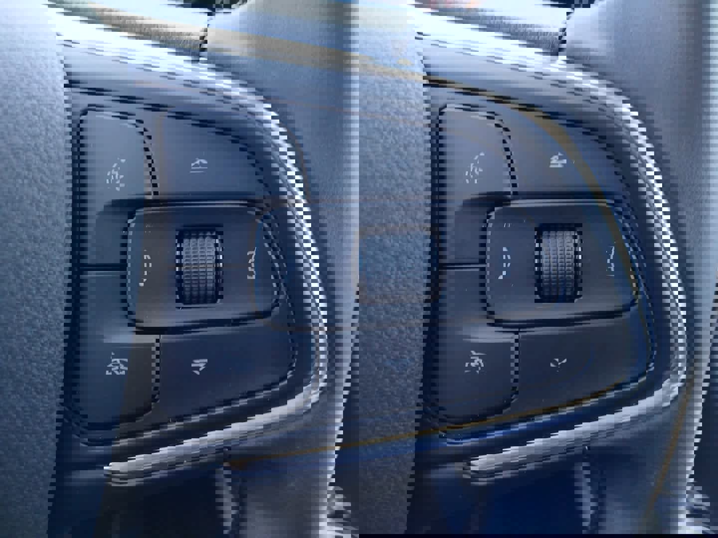 Used 2024 Buick Encore GX Sport Touring w/ Experience Buick Package image 22