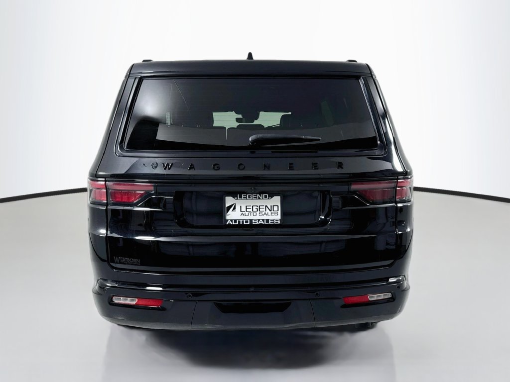 Used 2024 Jeep Wagoneer Series II AWD/4WD image 6