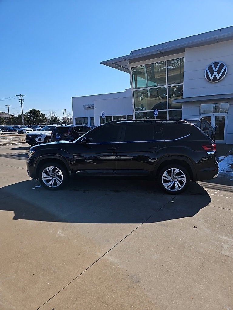 Used 2022 Volkswagen Atlas SE image 8