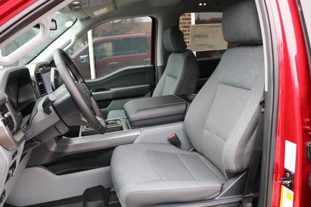 New 2025 Ford F150 XLT w/ Equipment Group 302A MID image 17