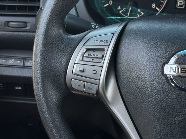 Used 2015 Nissan Altima 2.5 S w/ Sport Value Package FWD image 12