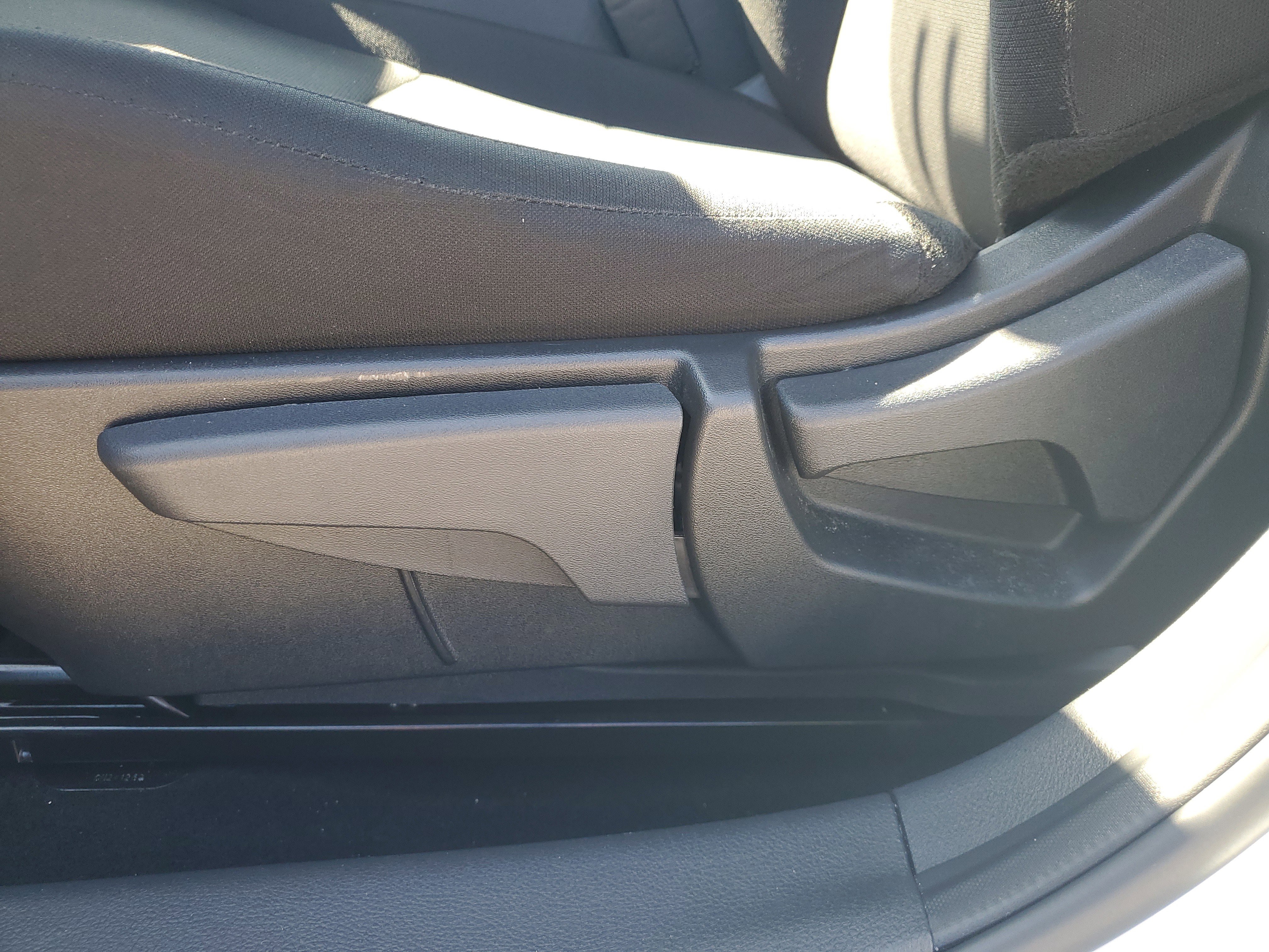 Used 2025 Nissan Sentra S image 14