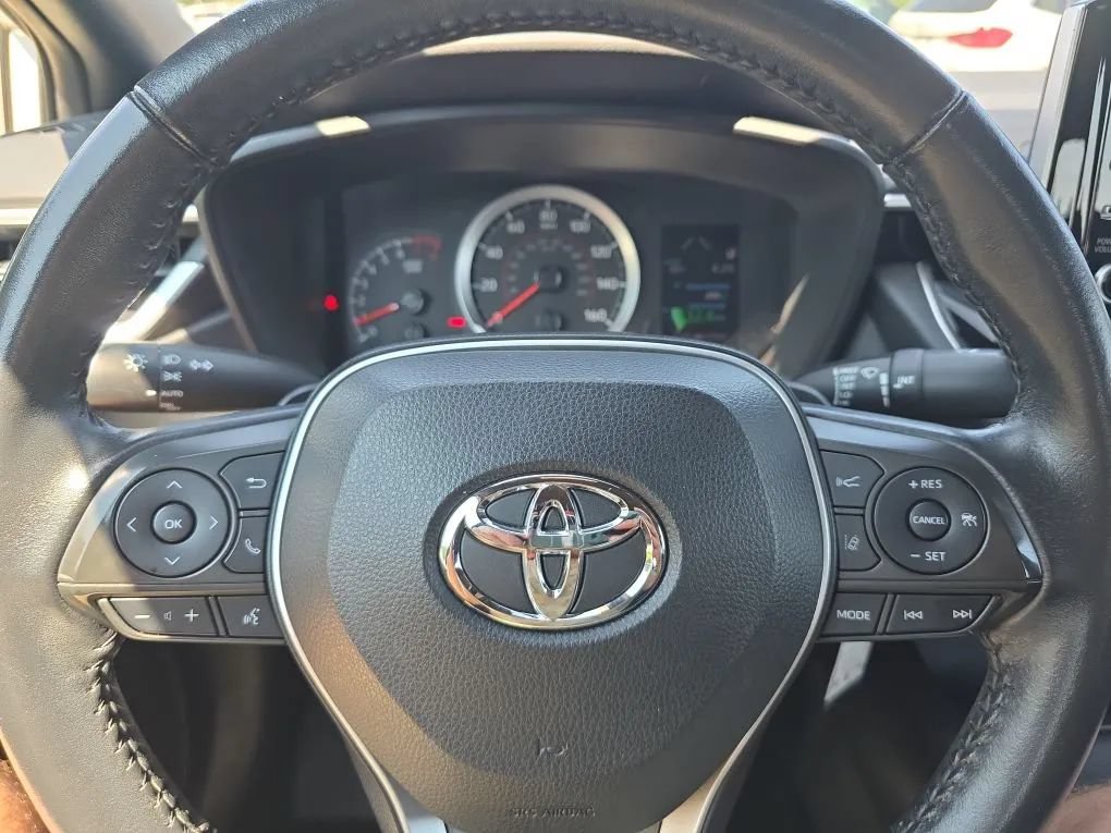 Used 2021 Toyota Corolla SE FWD image 15