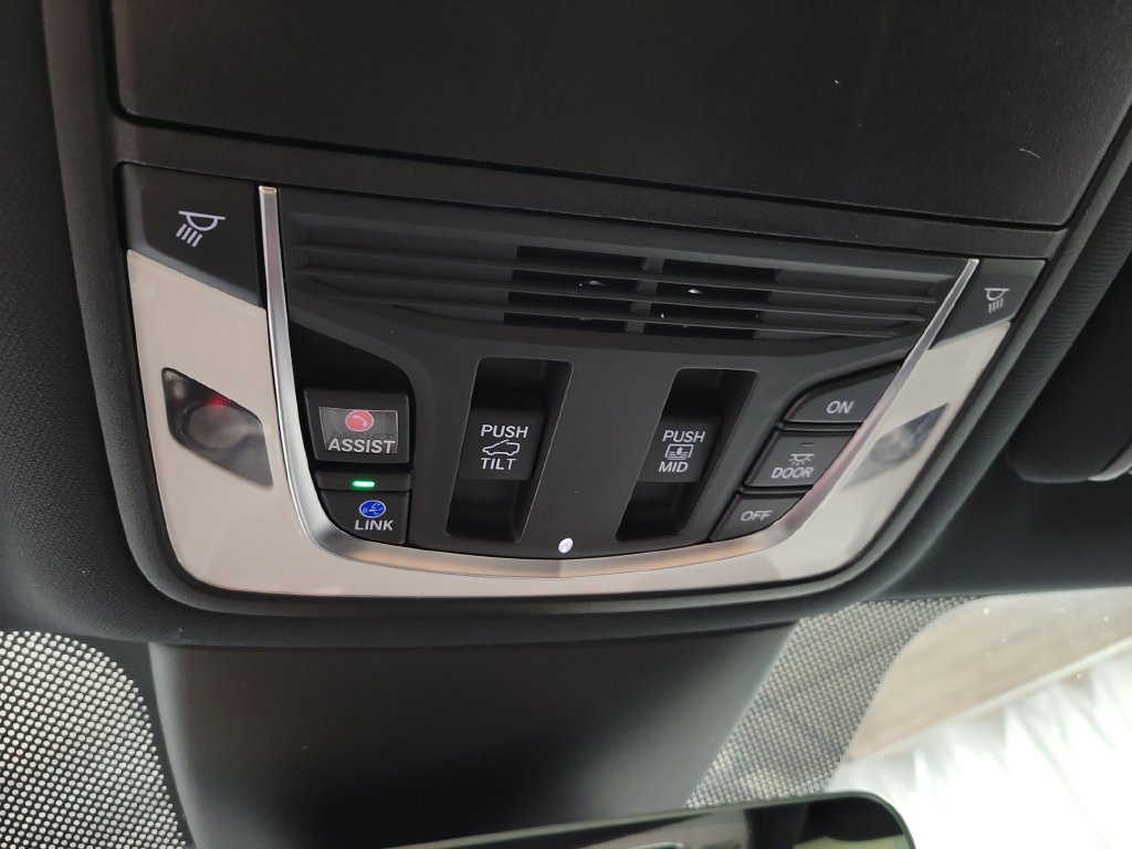 Used 2024 Acura MDX A-Spec AWD/4WD image 26