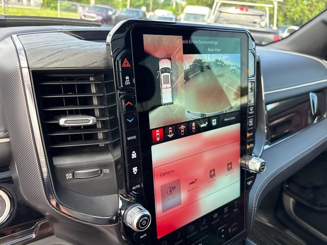 Used 2025 RAM 1500 Limited AWD/4WD image 24