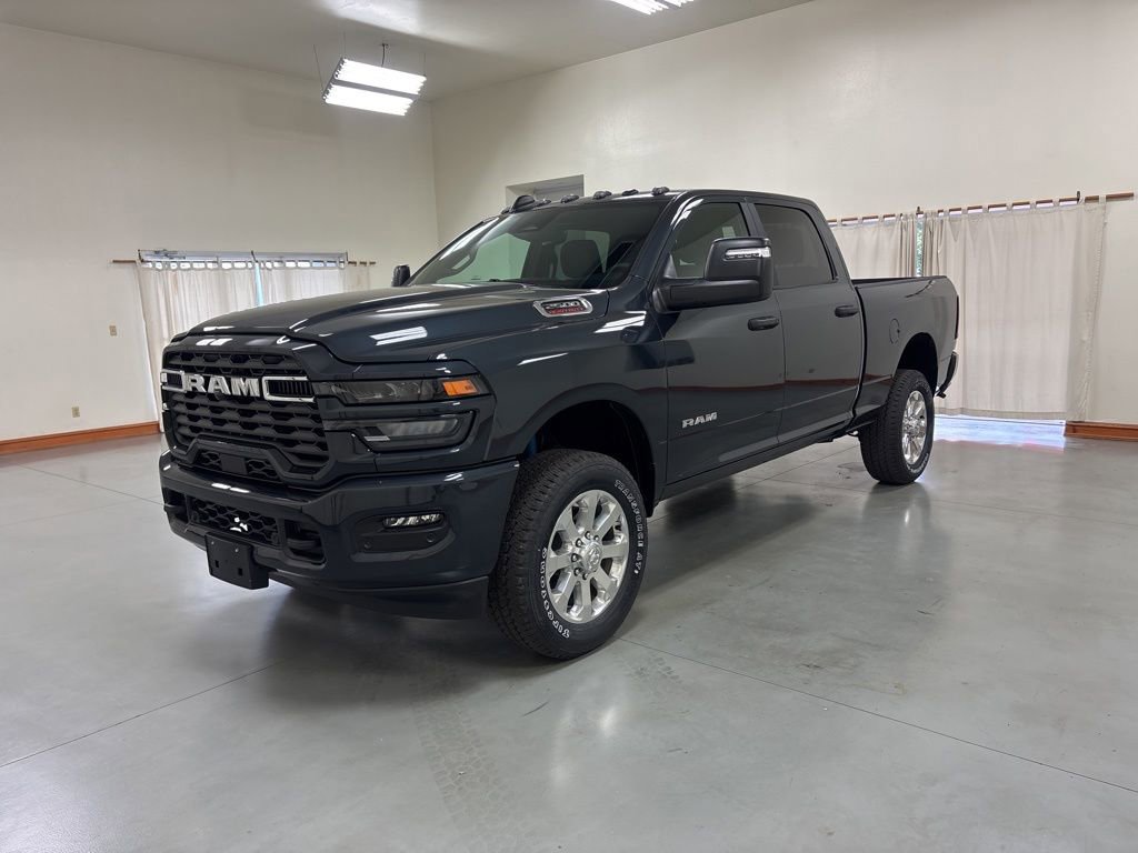 New 2026 RAM 2500 Big Horn AWD/4WD image 4