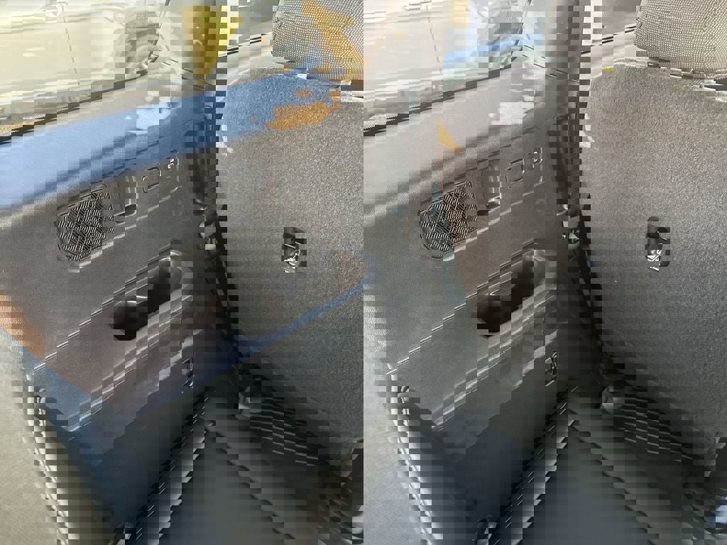 New 2027 Kia Telluride S image 33