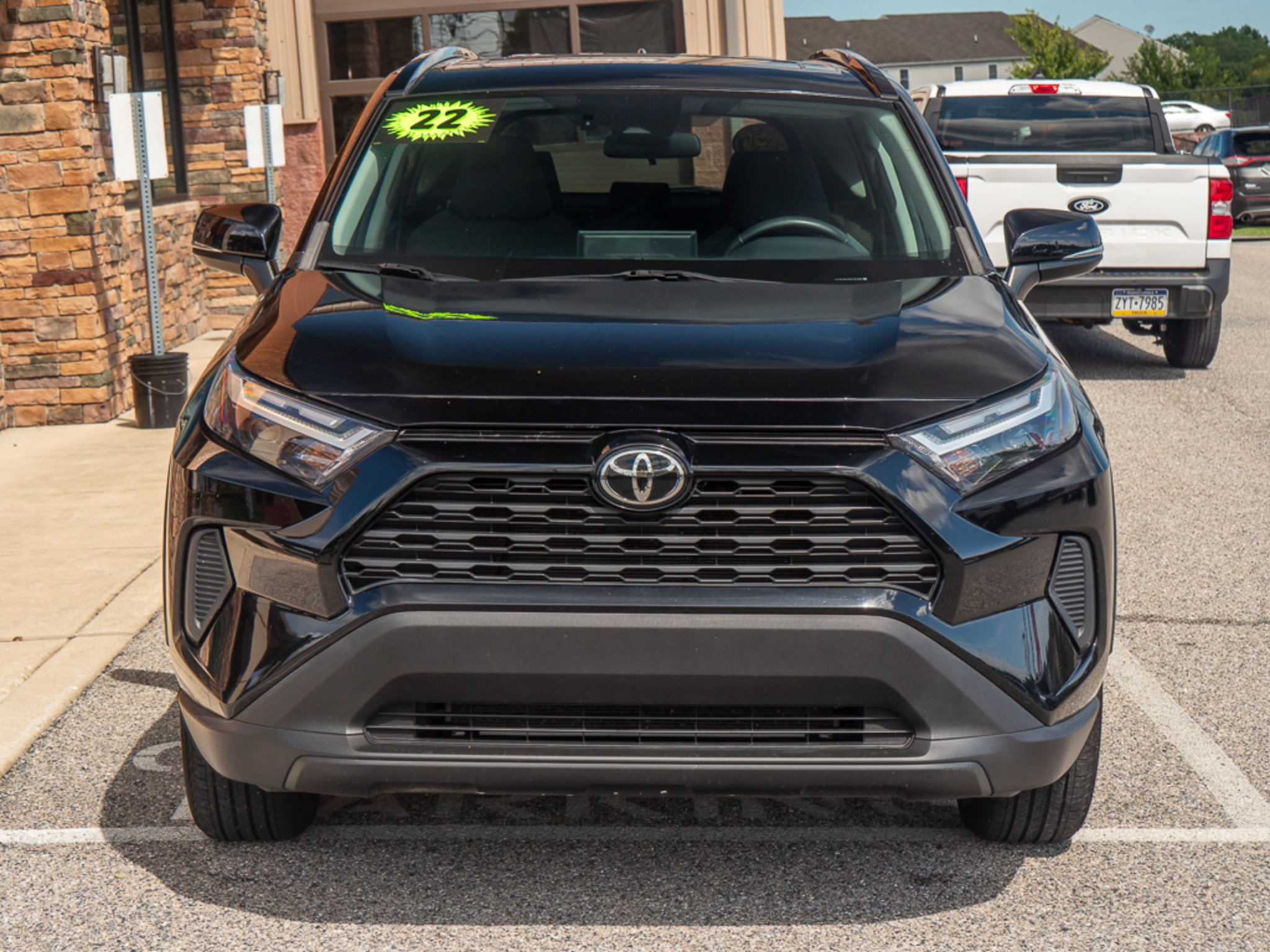 Used 2022 Toyota RAV4 XLE w/ Convenience Package AWD/4WD image 8