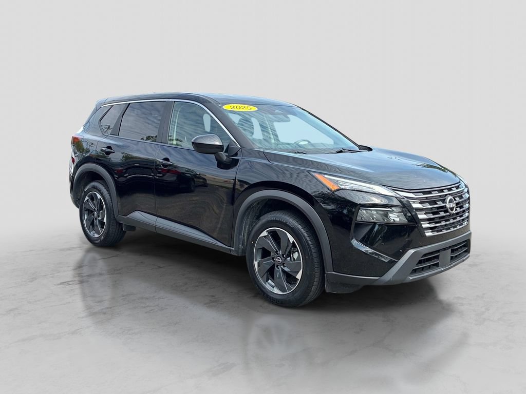Used 2025 Nissan Rogue SV AWD/4WD image 3
