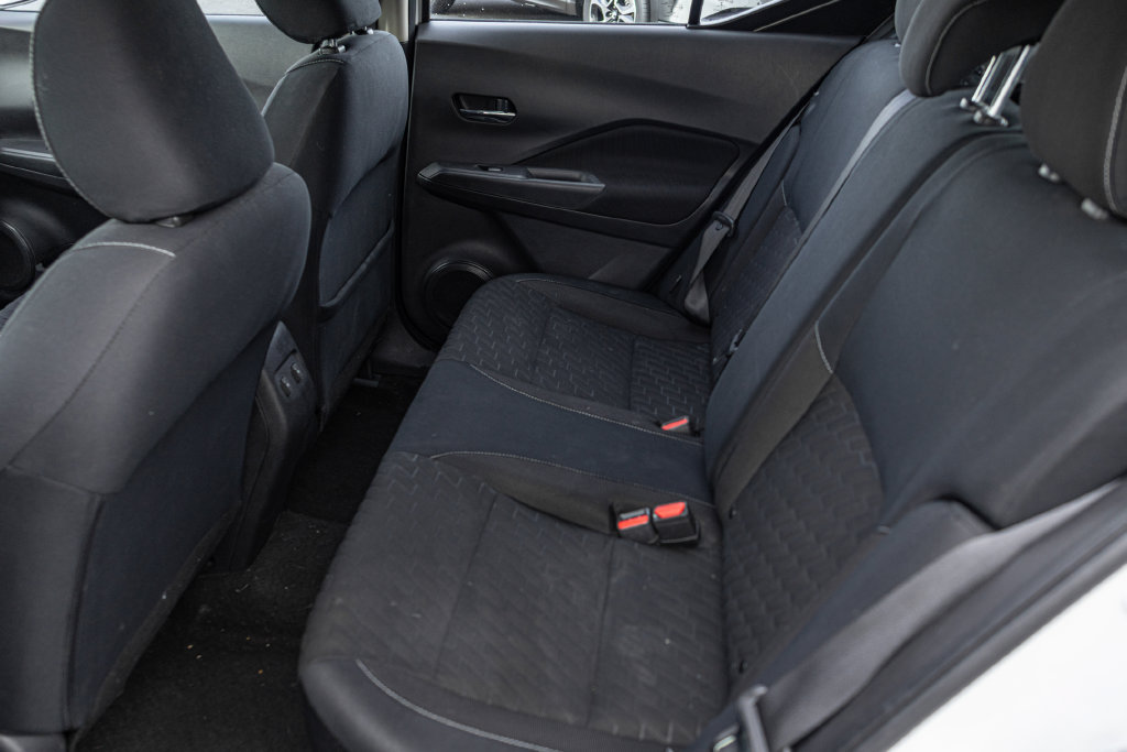 Used 2022 Nissan Kicks SV FWD image 27
