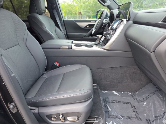 New 2026 Lexus LX 600 F Sport w/ Accessory Package (Z1) AWD/4WD image 10