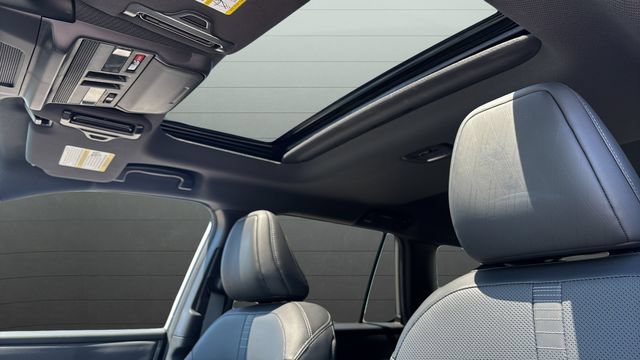 Certified 2026 Subaru Outback Touring AWD/4WD image 23