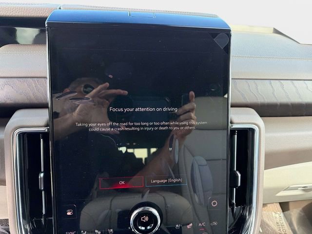 New 2026 GMC Yukon XL Denali w/ Denali Reserve Package image 25