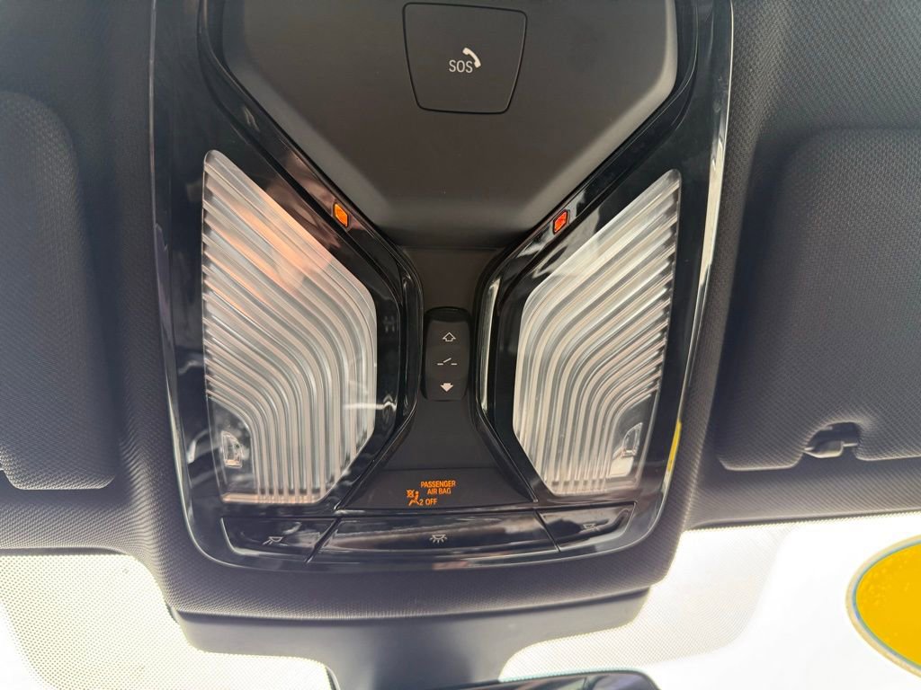 Used 2017 BMW 530i xDrive image 14