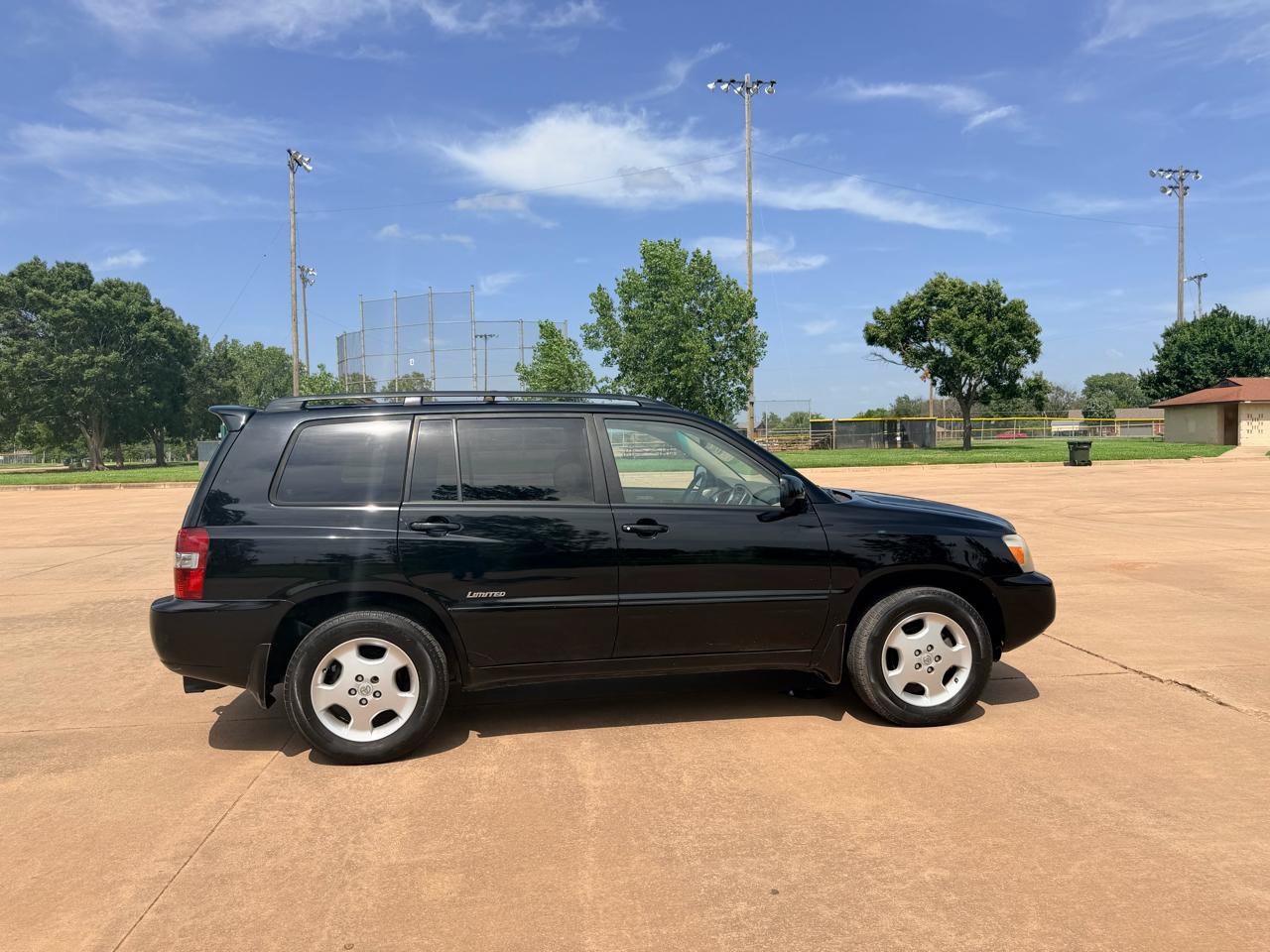 Used 2006 Toyota Highlander Limited AWD/4WD image 30