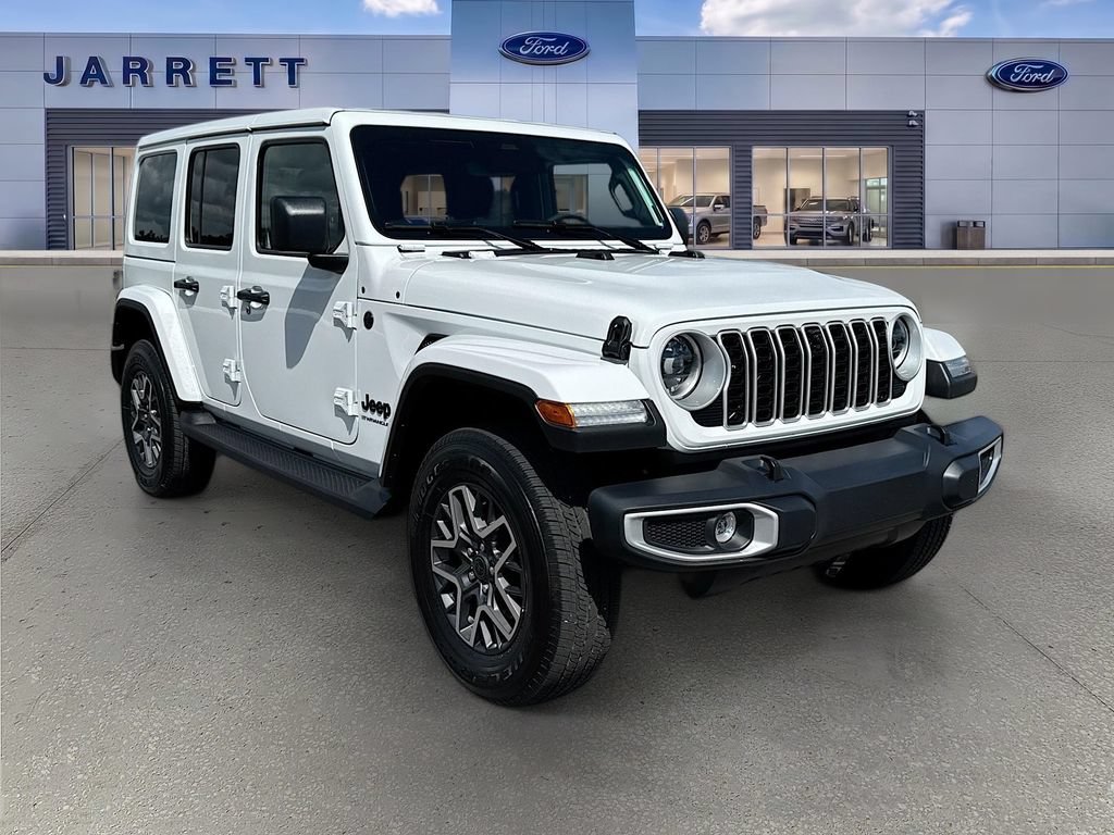 Used 2026 Jeep Wrangler Unlimited Sahara AWD/4WD image 1