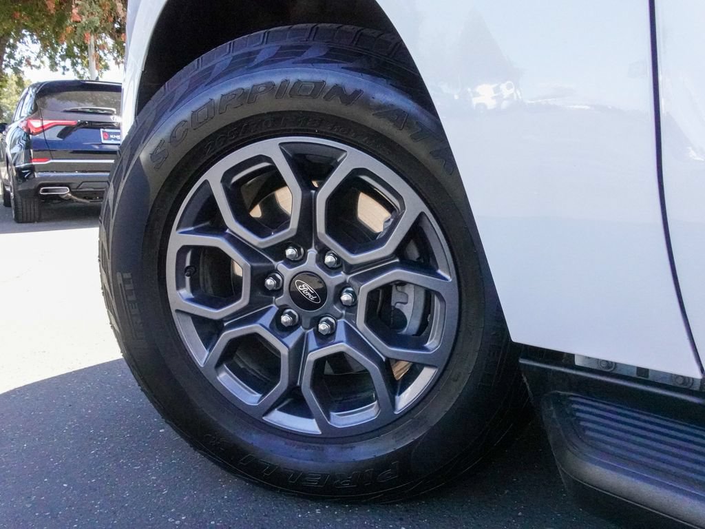 Used 2025 Ford Expedition Max Active AWD/4WD image 11