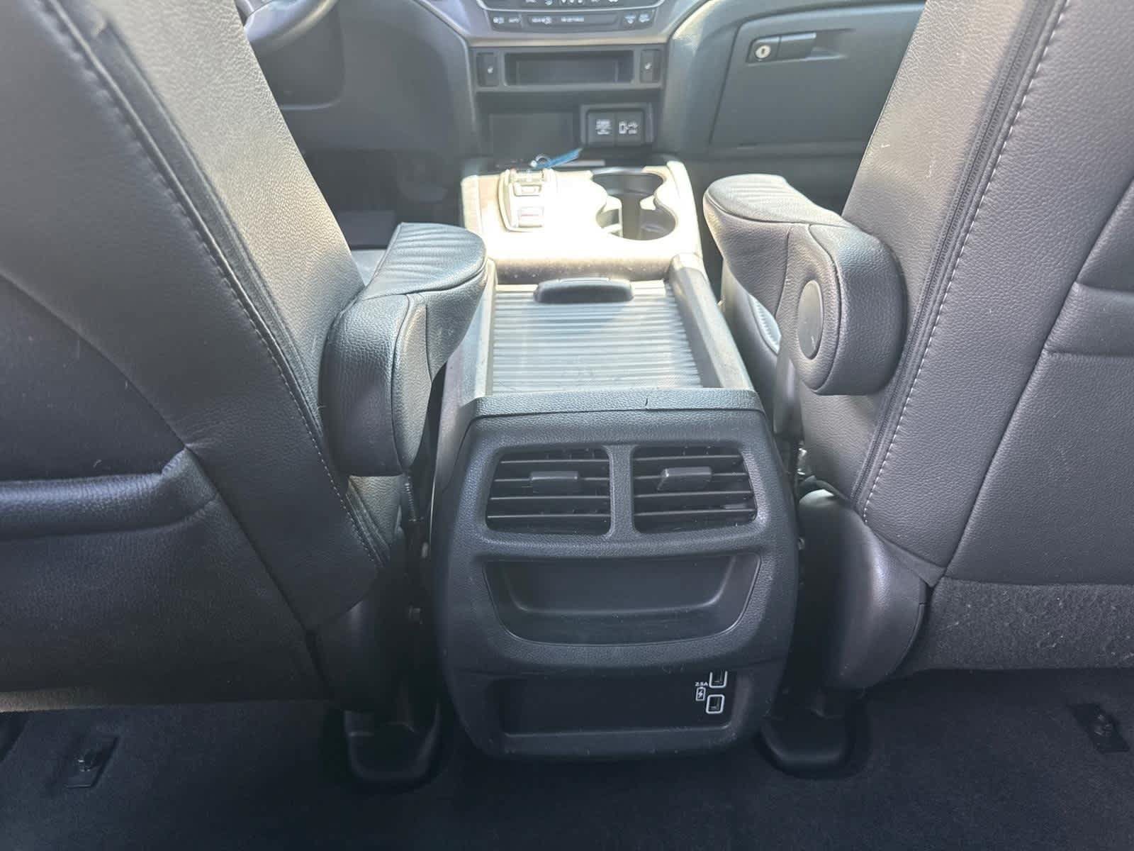 Used 2023 Honda Passport EX-L image 30