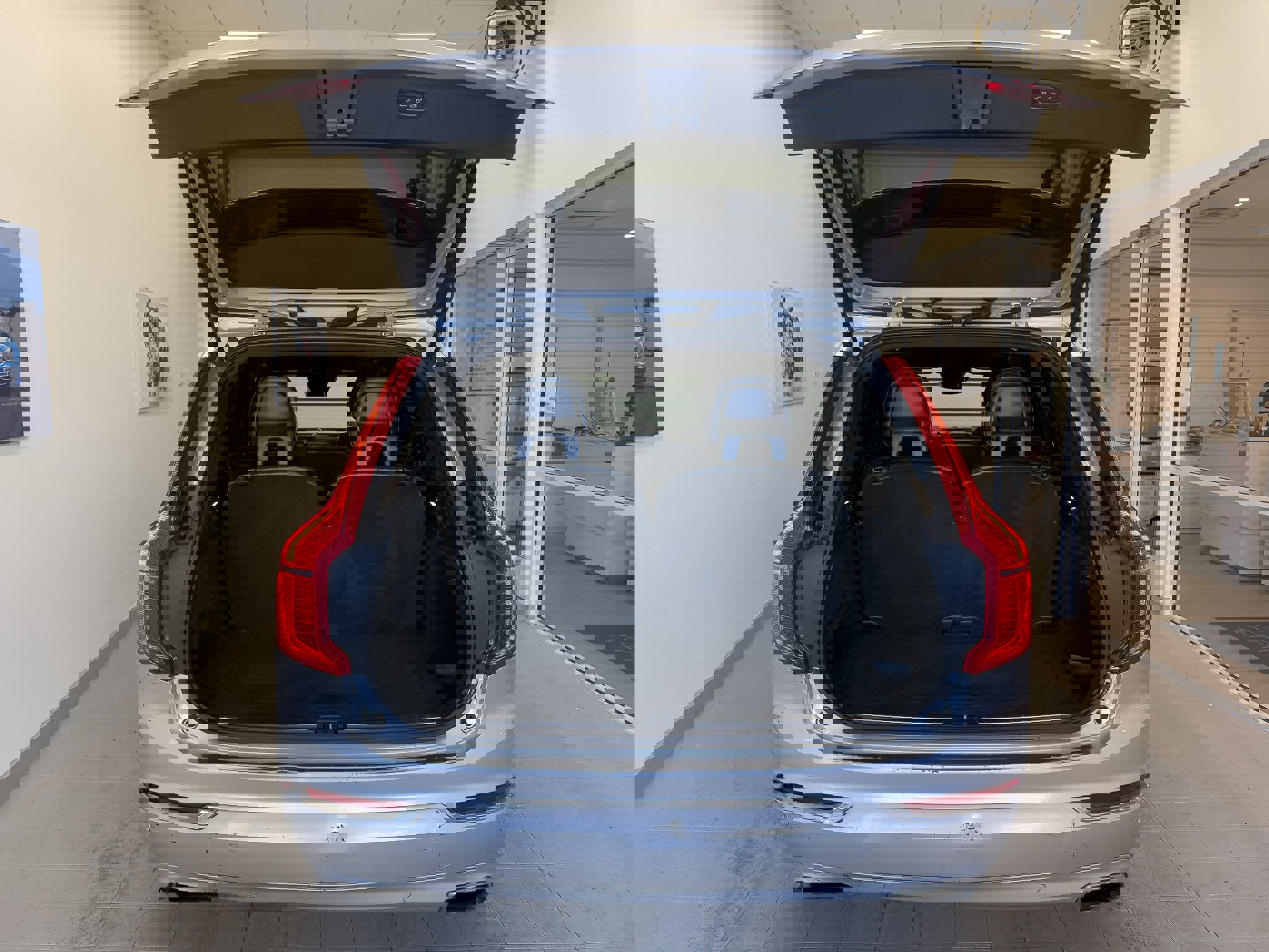 Used 2018 Volvo XC90 T6 Inscription w/ Convenience Package image 6