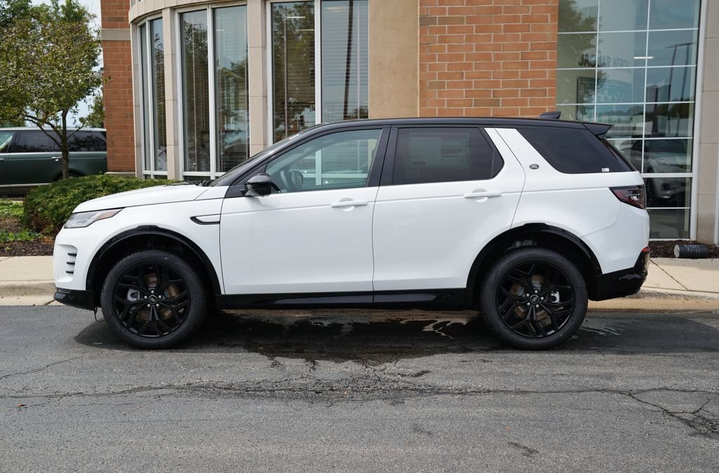 New 2026 Land Rover Discovery Sport Landmark AWD/4WD image 2