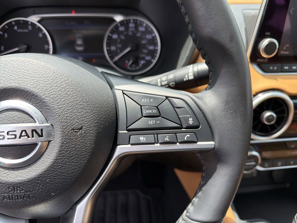 Used 2021 Nissan Sentra SV w/ SV Premium Package FWD image 17
