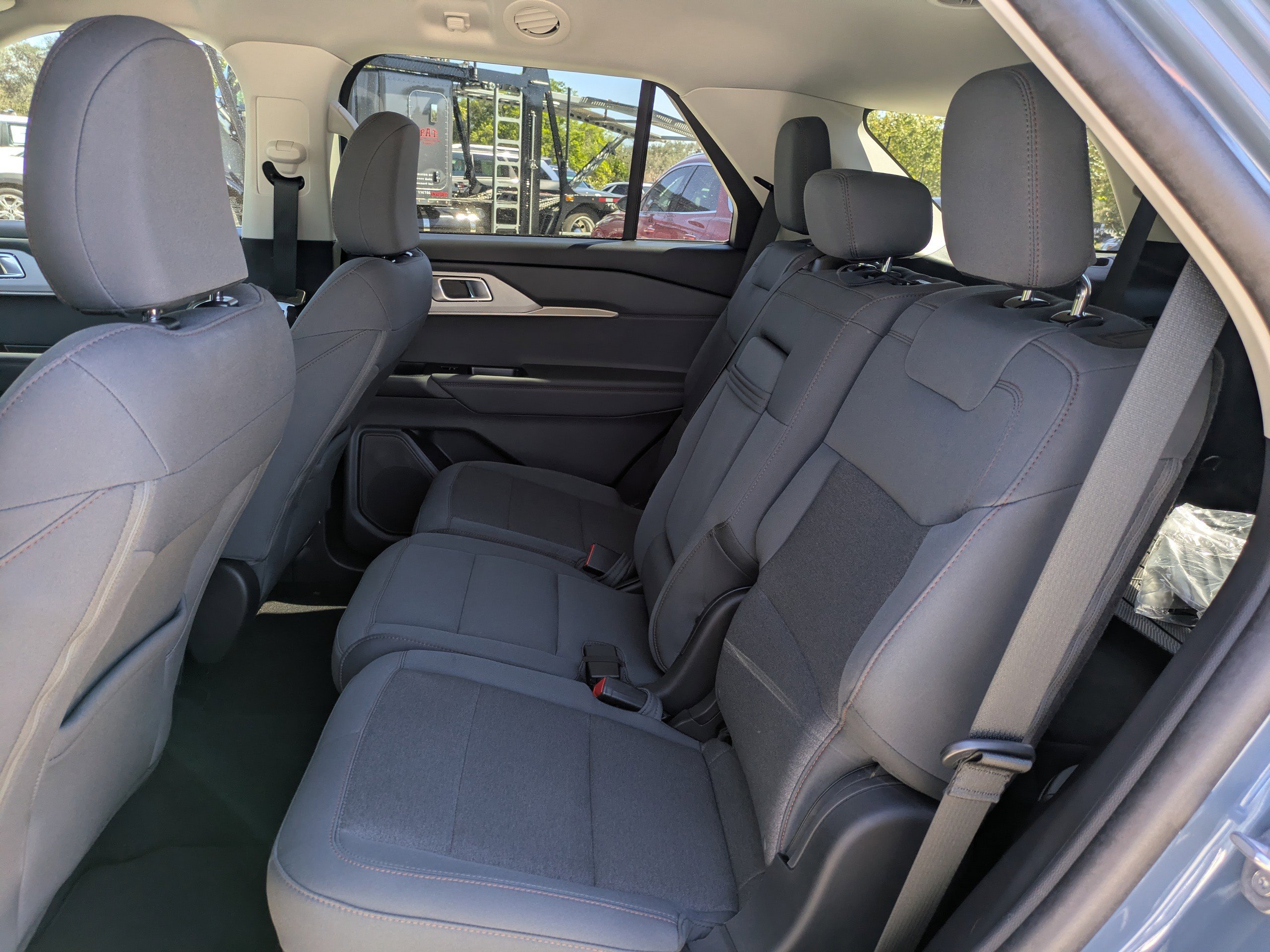 Used 2025 Ford Explorer Active image 16