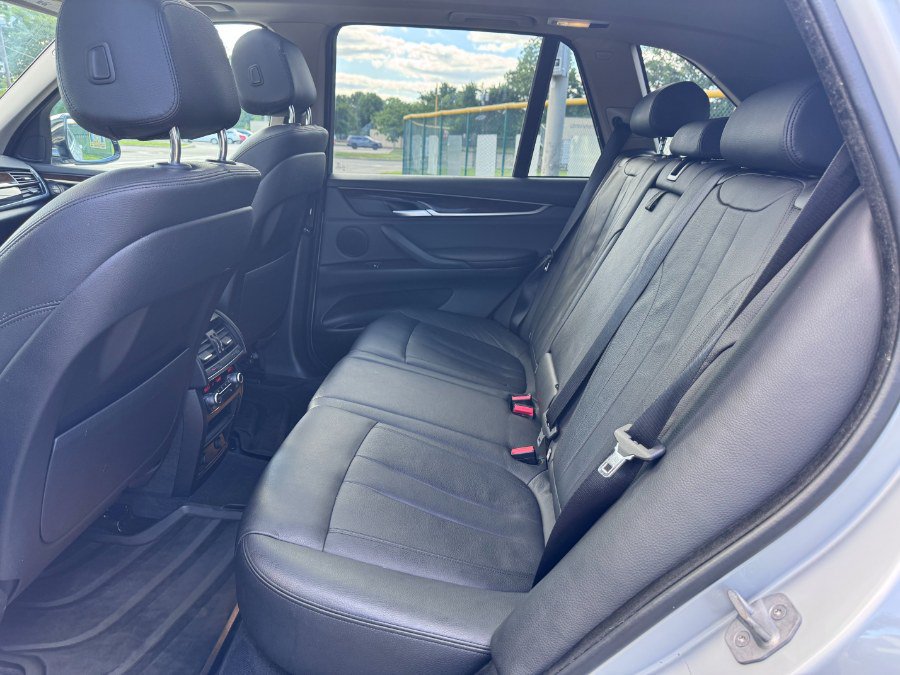 Used 2015 BMW X5 xDrive35i AWD/4WD image 11