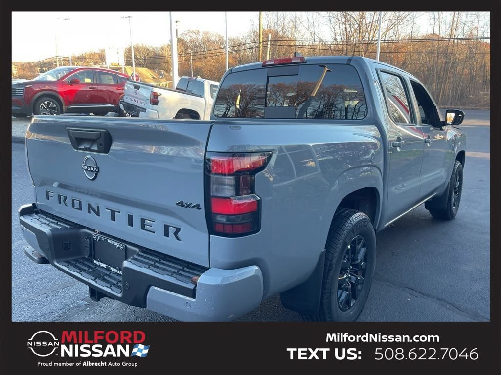 Used 2026 Nissan Frontier SV w/ All-Weather Content Package AWD/4WD image 2