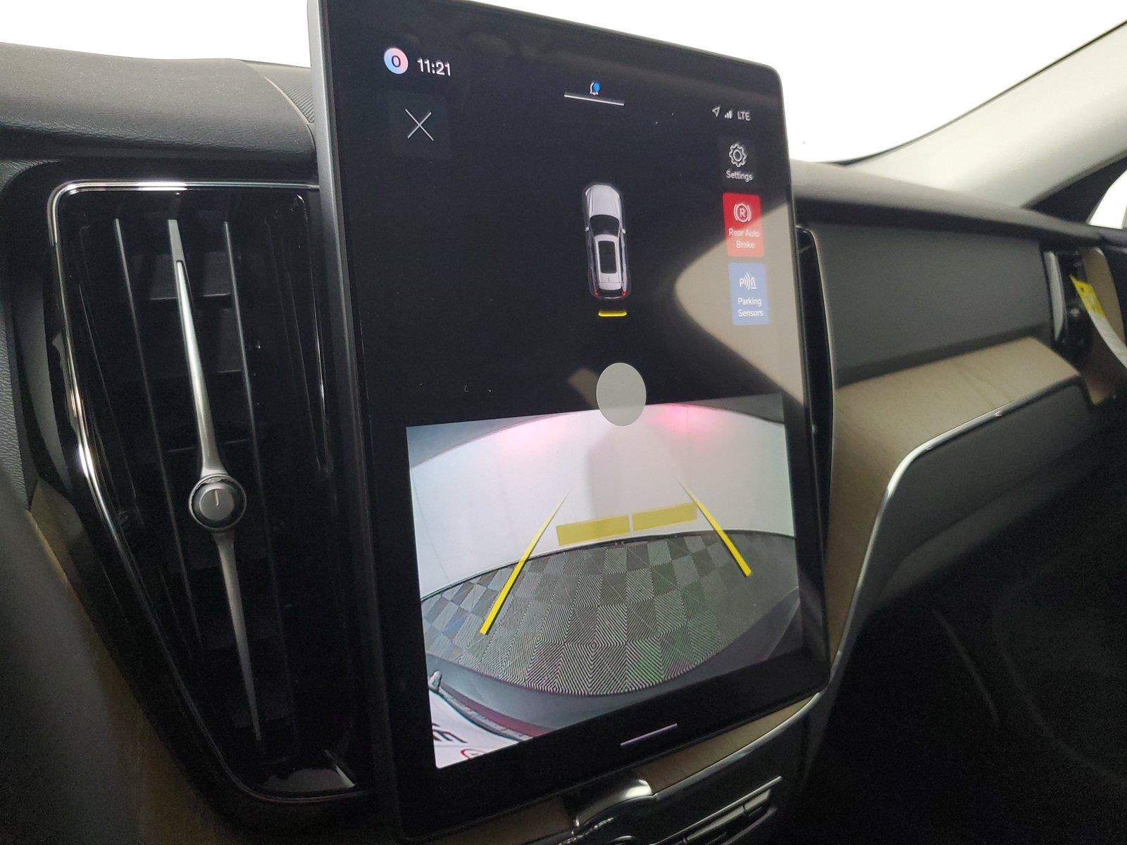 New 2026 Volvo XC60 B5 Core AWD/4WD image 29