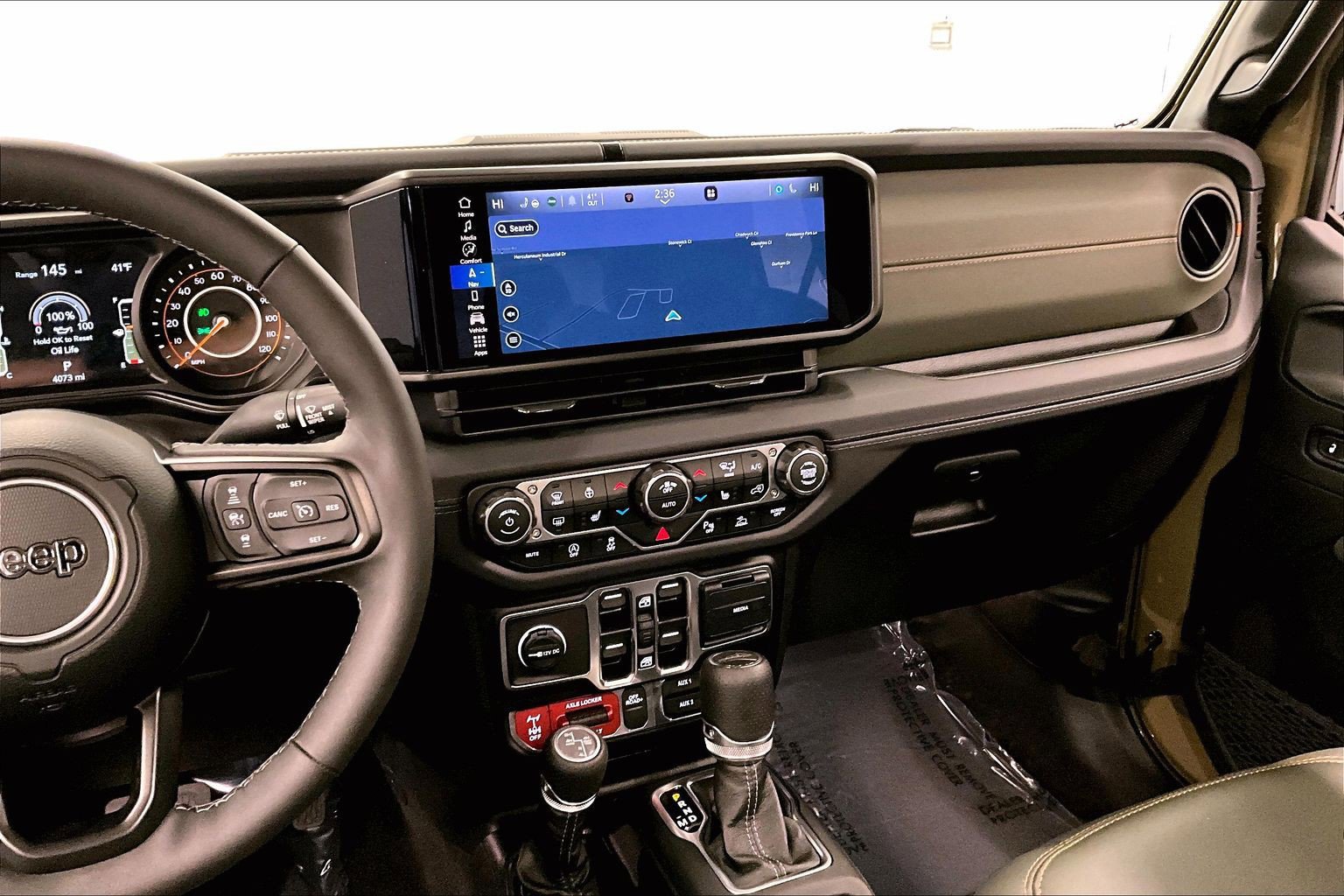 Used 2025 Jeep Gladiator Mojave AWD/4WD image 7