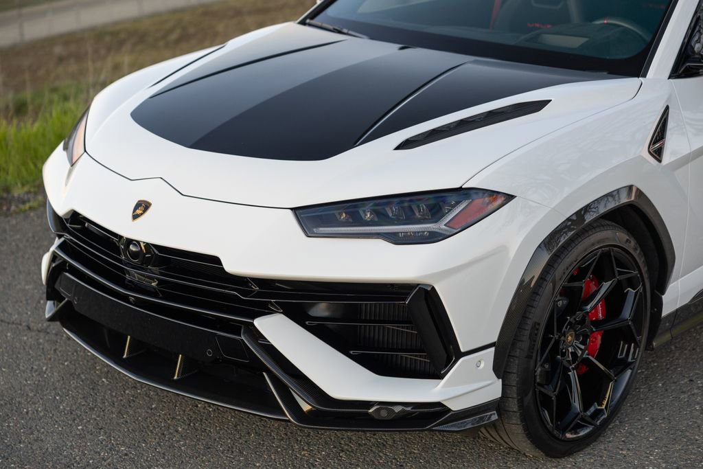 Used 2023 Lamborghini Urus Performante image 14