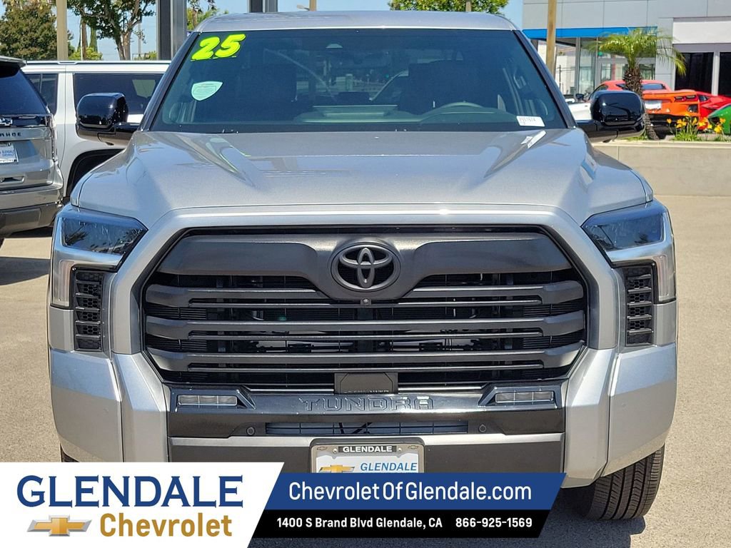 Used 2025 Toyota Tundra Limited AWD/4WD image 17