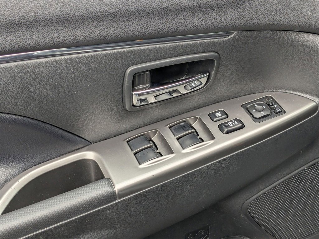 Used 2024 Mitsubishi Outlander Sport ES image 14