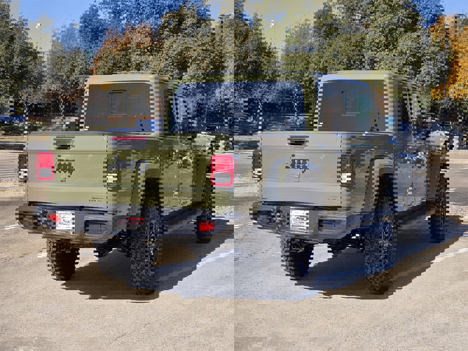 New 2026 Jeep Gladiator Sport image 4