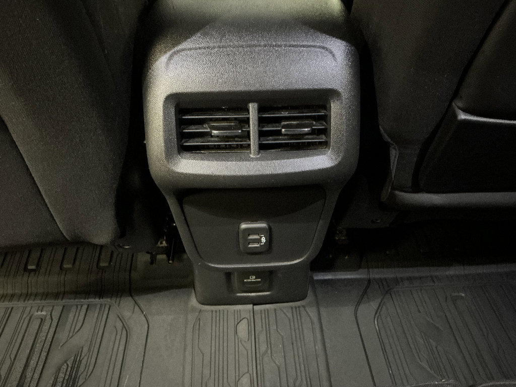 Used 2020 GMC Terrain SLE w/ Driver Convenience Package AWD/4WD image 25