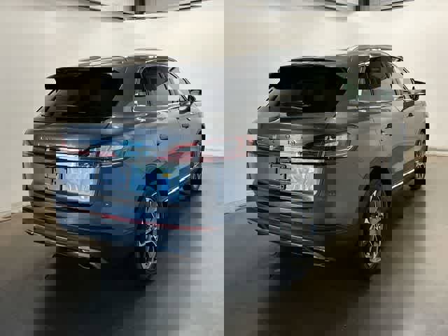 Used 2022 Lincoln Nautilus Reserve AWD/4WD image 35