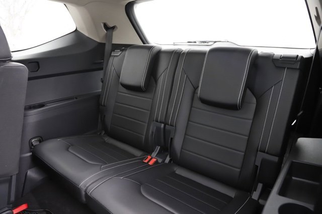 Used 2024 Volkswagen Atlas SEL image 17
