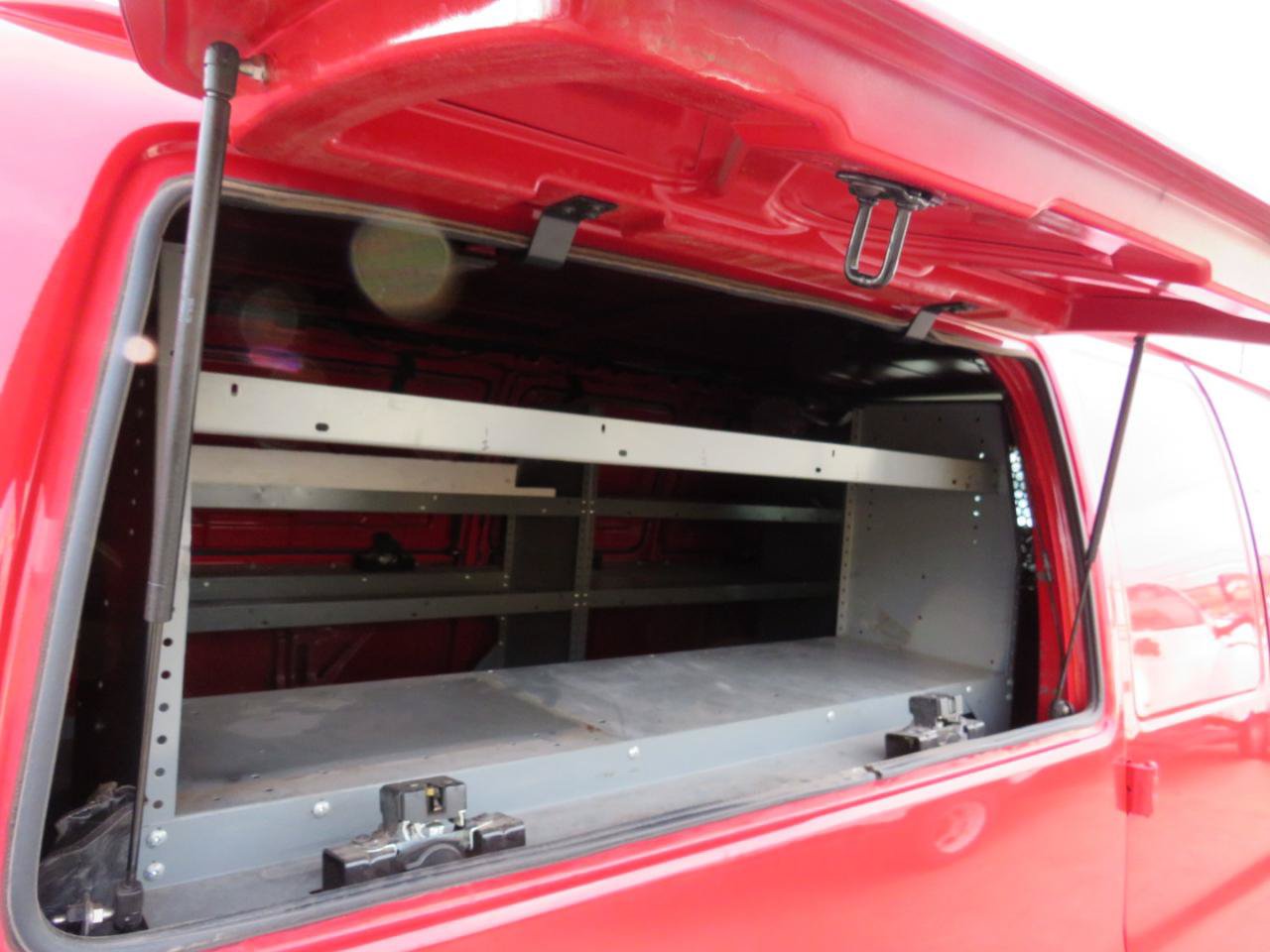 Used 2009 Chevrolet Express 2500 RWD image 29