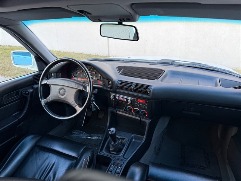 Used 1991 BMW M5 RWD image 32