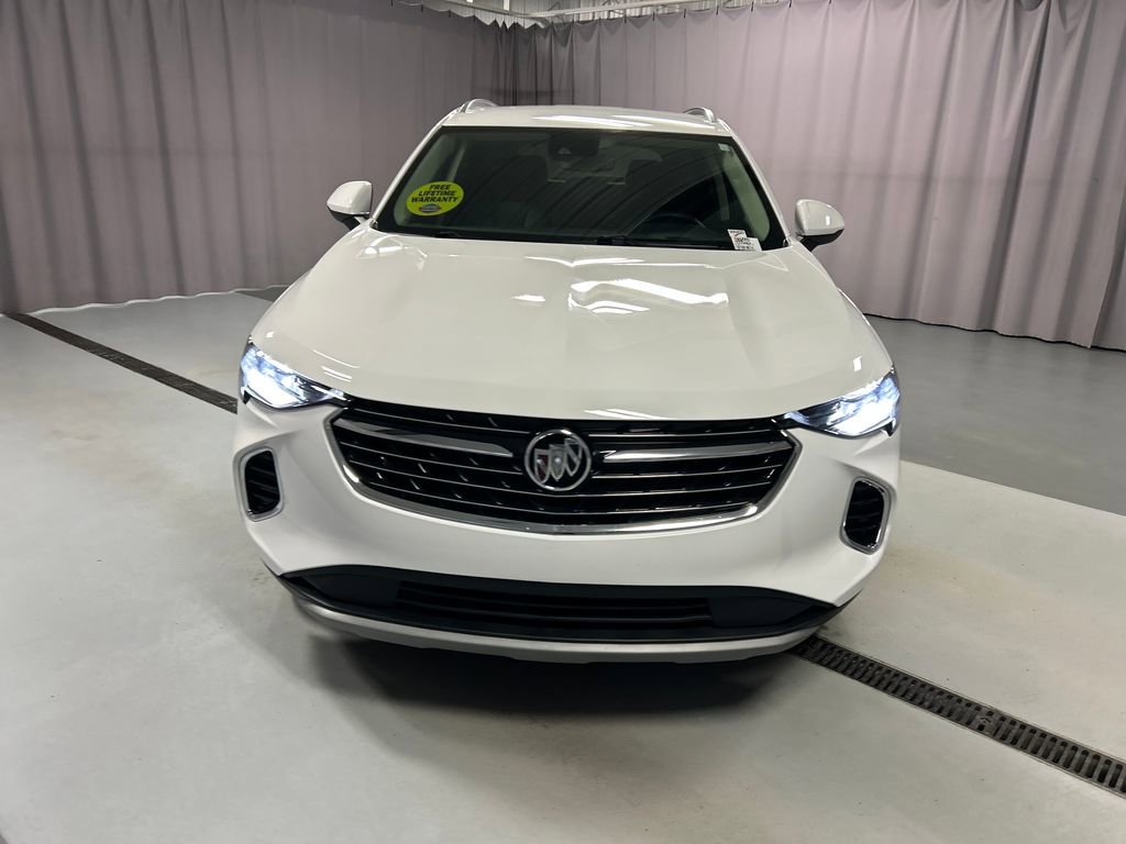Used 2023 Buick Envision Essence image 2